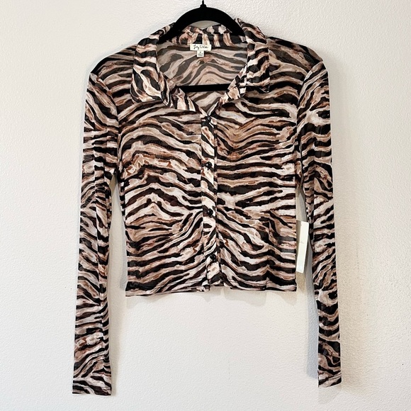 LILY WHITE-NWT Zebra Print Mesh Long Sleeve Button Down Top with Collar Size M - Picture 1 of 4